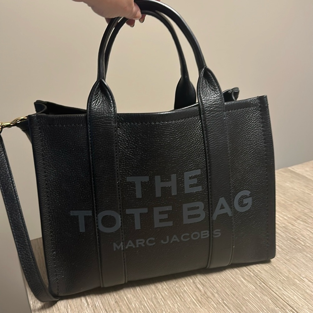 Marc Jacobs The Tote Bag
